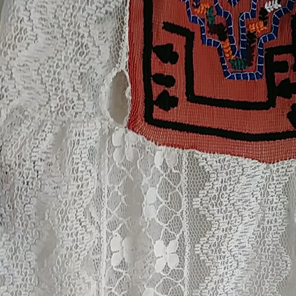 Plus size A line - Picture 2 of 4